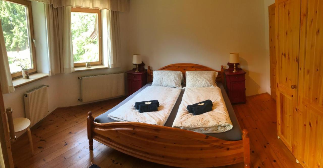 Georgihof Im Park Apartment Unterburg am Klopeiner See ภายนอก รูปภาพ