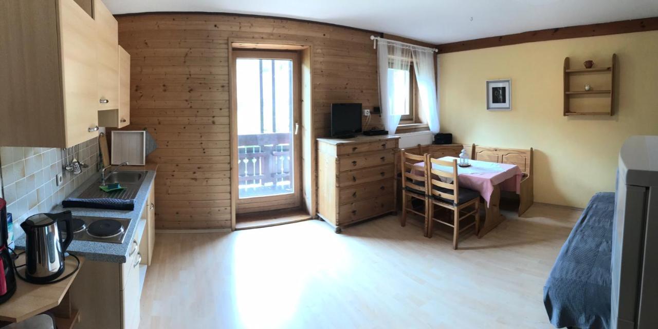 Georgihof Im Park Apartment Unterburg am Klopeiner See ภายนอก รูปภาพ