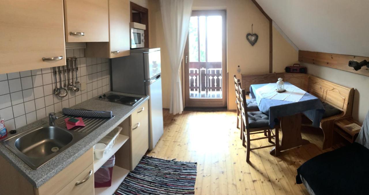 Georgihof Im Park Apartment Unterburg am Klopeiner See ภายนอก รูปภาพ