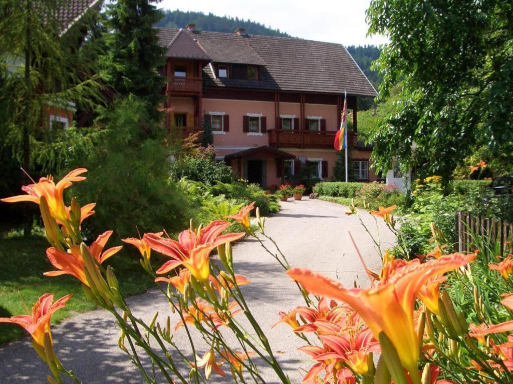 Georgihof Im Park Apartment Unterburg am Klopeiner See ภายนอก รูปภาพ